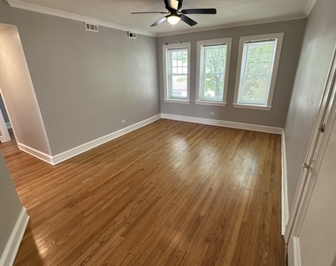 5735 W Wellington Avenue - Photo Thumbnail 1