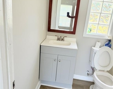 2483 Randall Street - Photo Thumbnail 6