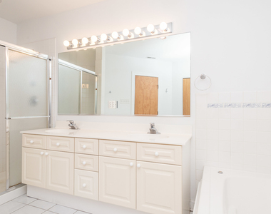 845 W Altgeld Street - Photo Thumbnail 26