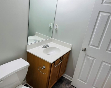 2335 Gateview Court - Photo Thumbnail 10