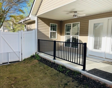 2335 Gateview Court - Photo Thumbnail 11