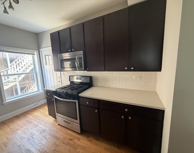 836 E 53rd Street - Photo Thumbnail 3
