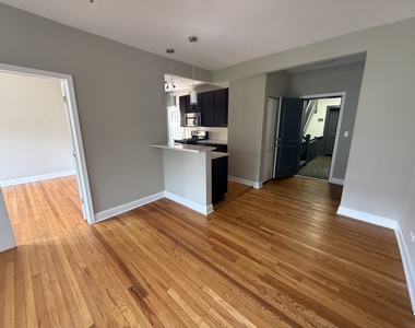 836 E 53rd Street - Photo Thumbnail 1