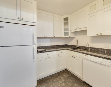 10 E Ontario Street - Photo Thumbnail 10