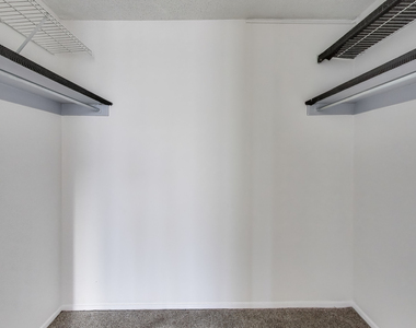 10 E Ontario Street - Photo Thumbnail 15