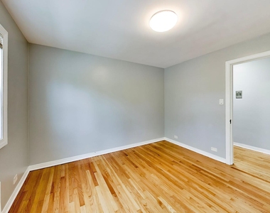 6405 N Normandy Avenue - Photo Thumbnail 14