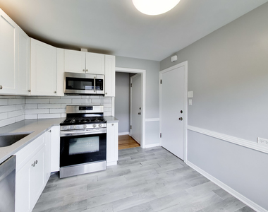6405 N Normandy Avenue - Photo Thumbnail 8