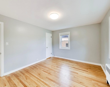 6405 N Normandy Avenue - Photo Thumbnail 9