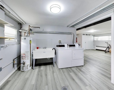 6405 N Normandy Avenue - Photo Thumbnail 17