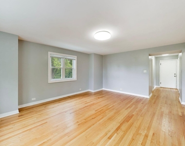 6405 N Normandy Avenue - Photo Thumbnail 5