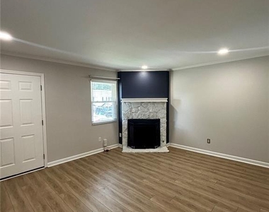 1453 Springleaf Circle Se - Photo Thumbnail 1