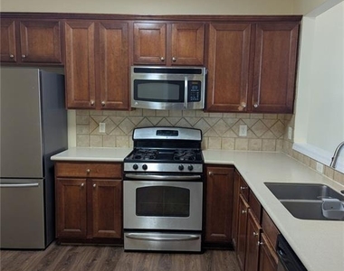 13354 Marrywood Drive - Photo Thumbnail 9
