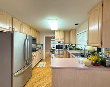 991 Sweetflower Drive - Photo Thumbnail 5