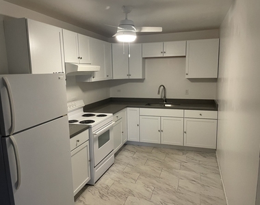 790 Lee Street - Photo Thumbnail 1