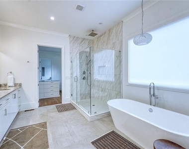 2975 Osborne Road Ne - Photo Thumbnail 15