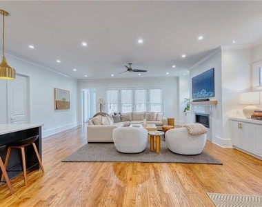 2975 Osborne Road Ne - Photo Thumbnail 7
