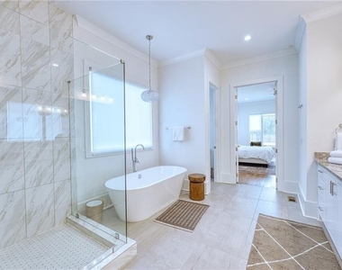 2975 Osborne Road Ne - Photo Thumbnail 16