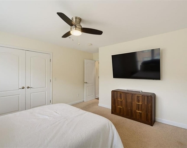 1165 Laurel Place Se - Photo Thumbnail 21
