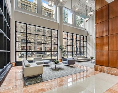 211 E Ohio Street - Photo Thumbnail 2