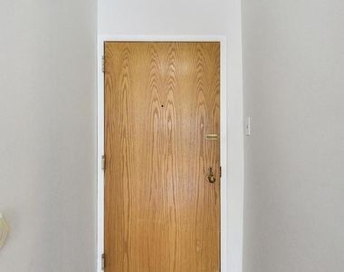 211 E Ohio Street - Photo Thumbnail 7