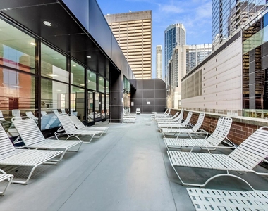 211 E Ohio Street - Photo Thumbnail 24