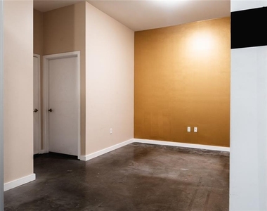 333 Nelson Street Sw - Photo Thumbnail 11