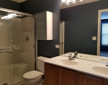 2444 Emily Lane - Photo Thumbnail 10