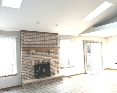 4410 Mallard Drive - Photo Thumbnail 3