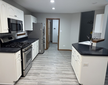 4410 Mallard Drive - Photo Thumbnail 4