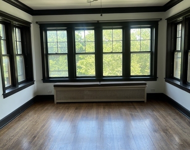 4507 N Campbell Avenue - Photo Thumbnail 4