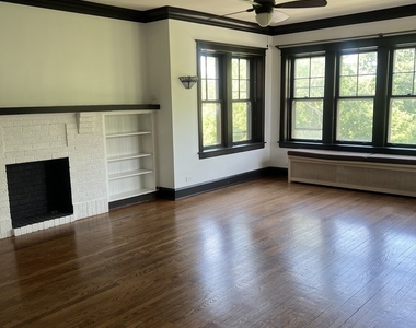 4507 N Campbell Avenue - Photo Thumbnail 3