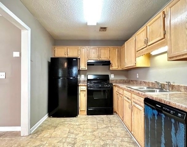 3604 Spring Trace - Photo Thumbnail 3
