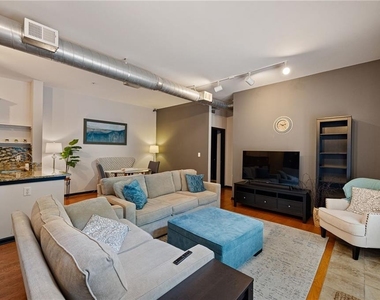 5300 Peachtree Road - Photo Thumbnail 12