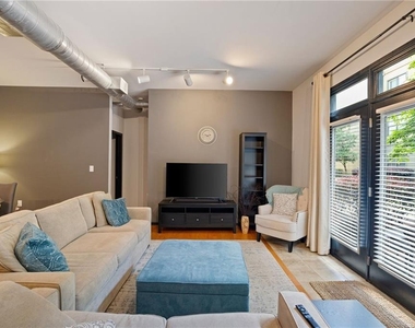 5300 Peachtree Road - Photo Thumbnail 11