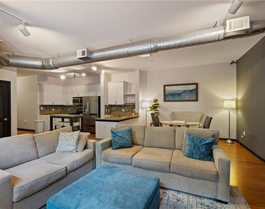 5300 Peachtree Road - Photo Thumbnail 13