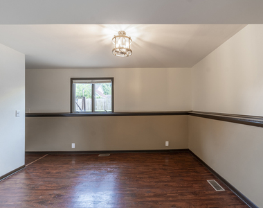 77 Joy Street - Photo Thumbnail 8