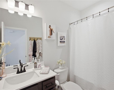 2700 Westgate Park Drive - Photo Thumbnail 10