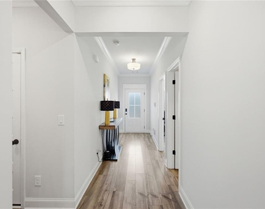 2700 Westgate Park Drive - Photo Thumbnail 6