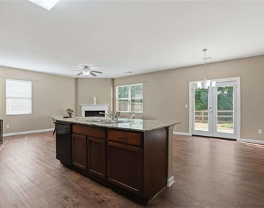 514 Altama Way - Photo Thumbnail 10