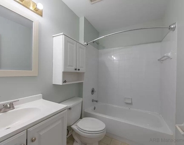 3985 Shallowford Green Court - Photo Thumbnail 15