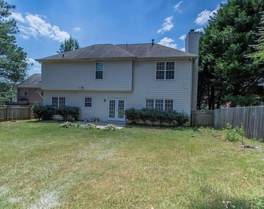 3985 Shallowford Green Court - Photo Thumbnail 16