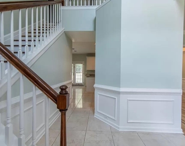 3985 Shallowford Green Court - Photo Thumbnail 3
