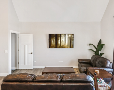 26 Waterside Way - Photo Thumbnail 4