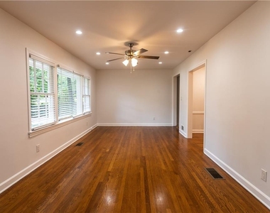 1392 Lively Ridge Road Ne - Photo Thumbnail 7