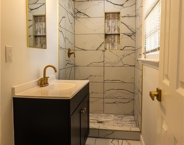 1392 Lively Ridge Road Ne - Photo Thumbnail 10