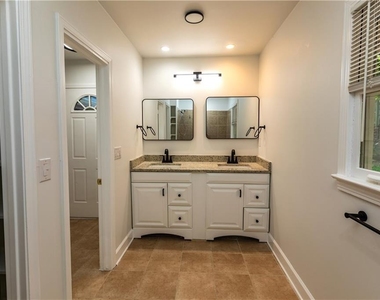 1392 Lively Ridge Road Ne - Photo Thumbnail 21