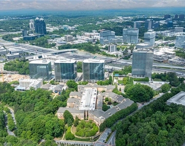 10 Perimeter Summit Boulevard Ne - Photo Thumbnail 61