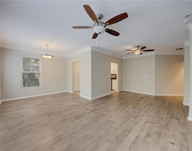 10 Perimeter Summit Boulevard Ne - Photo Thumbnail 10