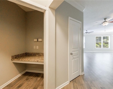 10 Perimeter Summit Boulevard Ne - Photo Thumbnail 15