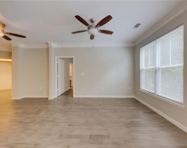 10 Perimeter Summit Boulevard Ne - Photo Thumbnail 14
